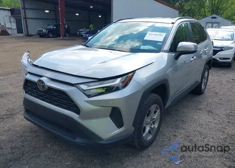 2024 Toyota Rav4 Xle from USA, damaged, VIN 2T3P1RFV1RW442071